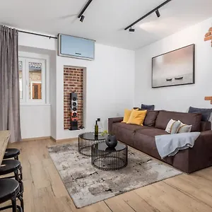 apartman-letema.primorje-gorskikotar.com/
